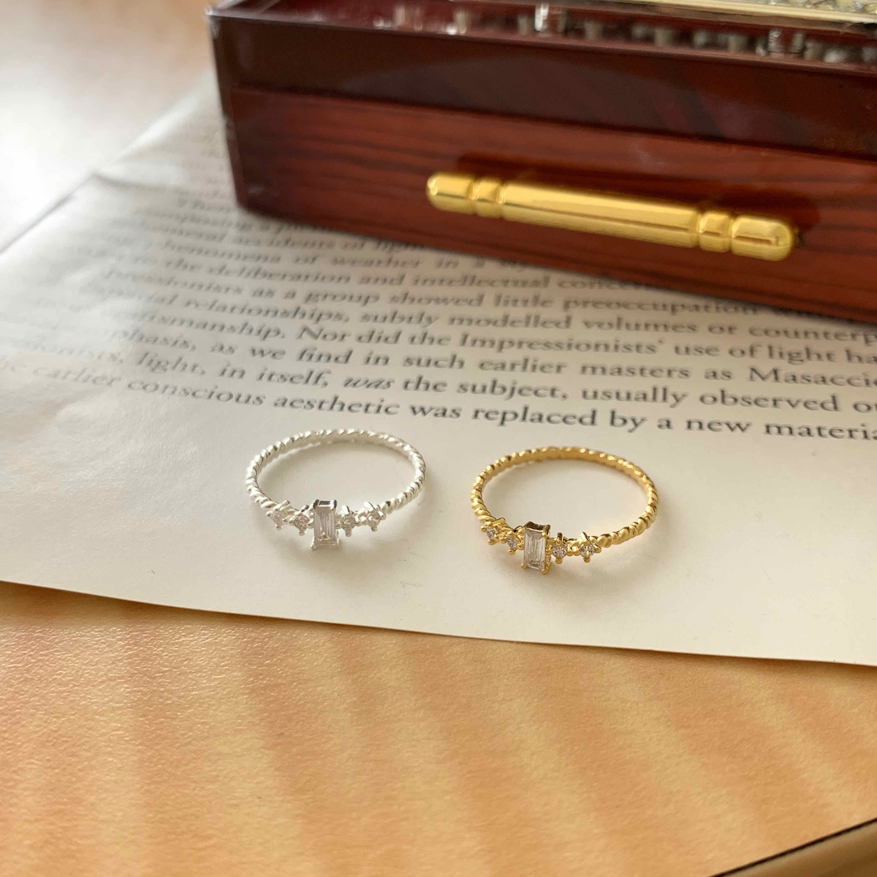 🇰🇷925 silver 方鑽捲捲戒指｜2 color