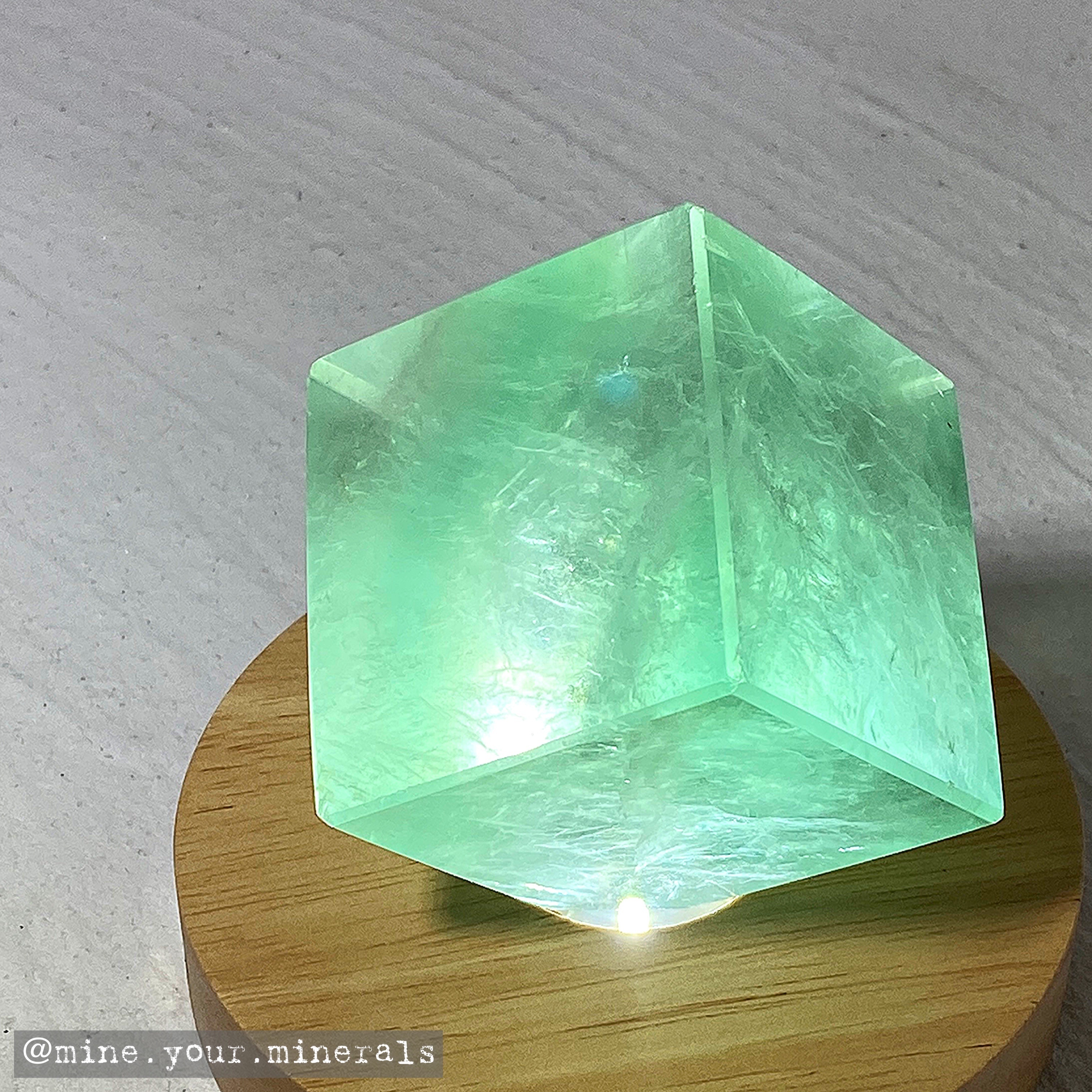 綠螢石魔方