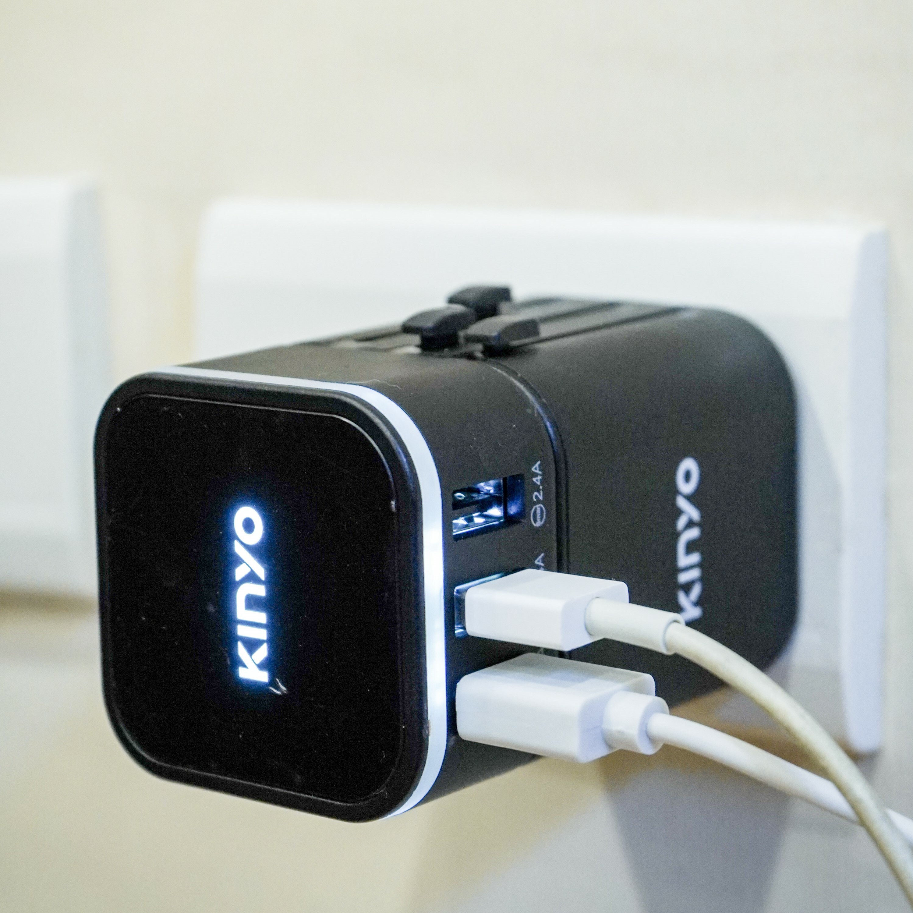 【選物｜KINYO】多合一旅行萬國轉接頭(黑)