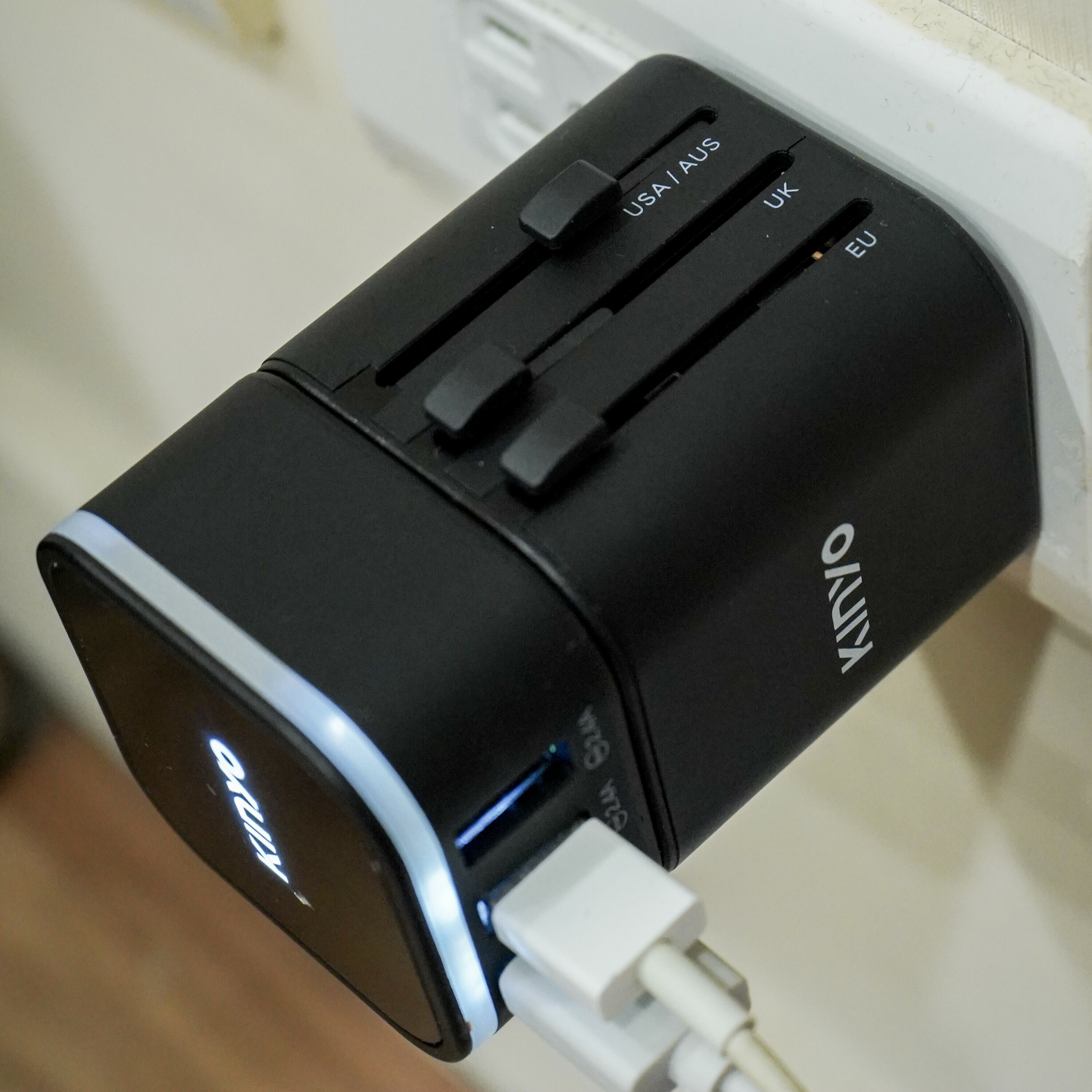 【選物｜KINYO】多合一旅行萬國轉接頭(黑)