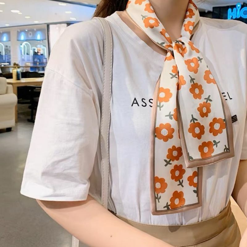 花朵絲巾