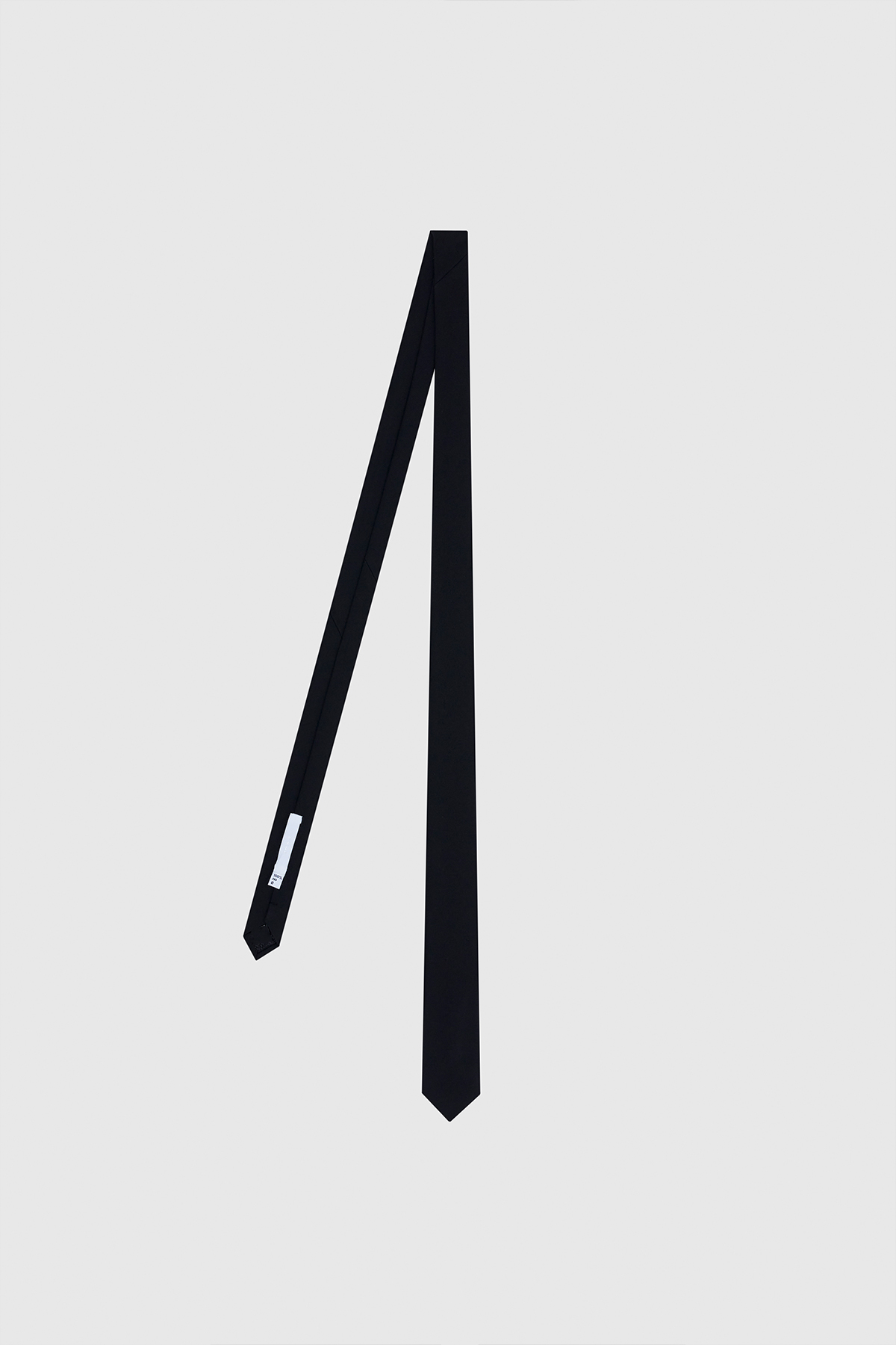 BIZ 防潑水窄版領帶（霧黑）