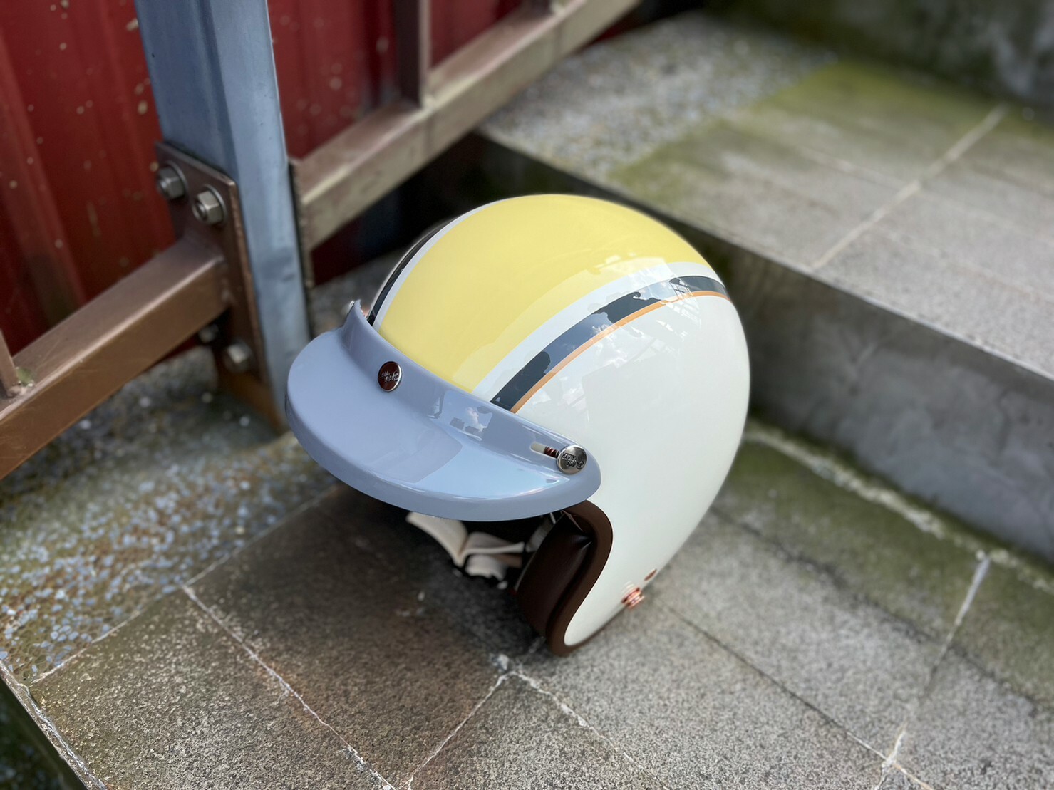 MODER MERLIN 亮光奶白黃 3/4罩 復古帽 梅林