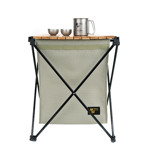 Minimal Works｜蘿莉 U 儲物籃的竹卷桌板