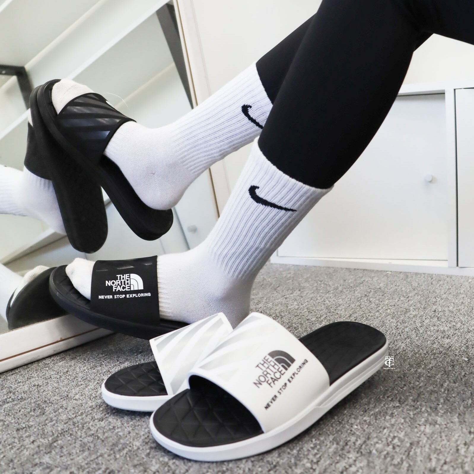 The North Face 北臉 斜線 拖鞋 黑/白 NS98M02A/B
