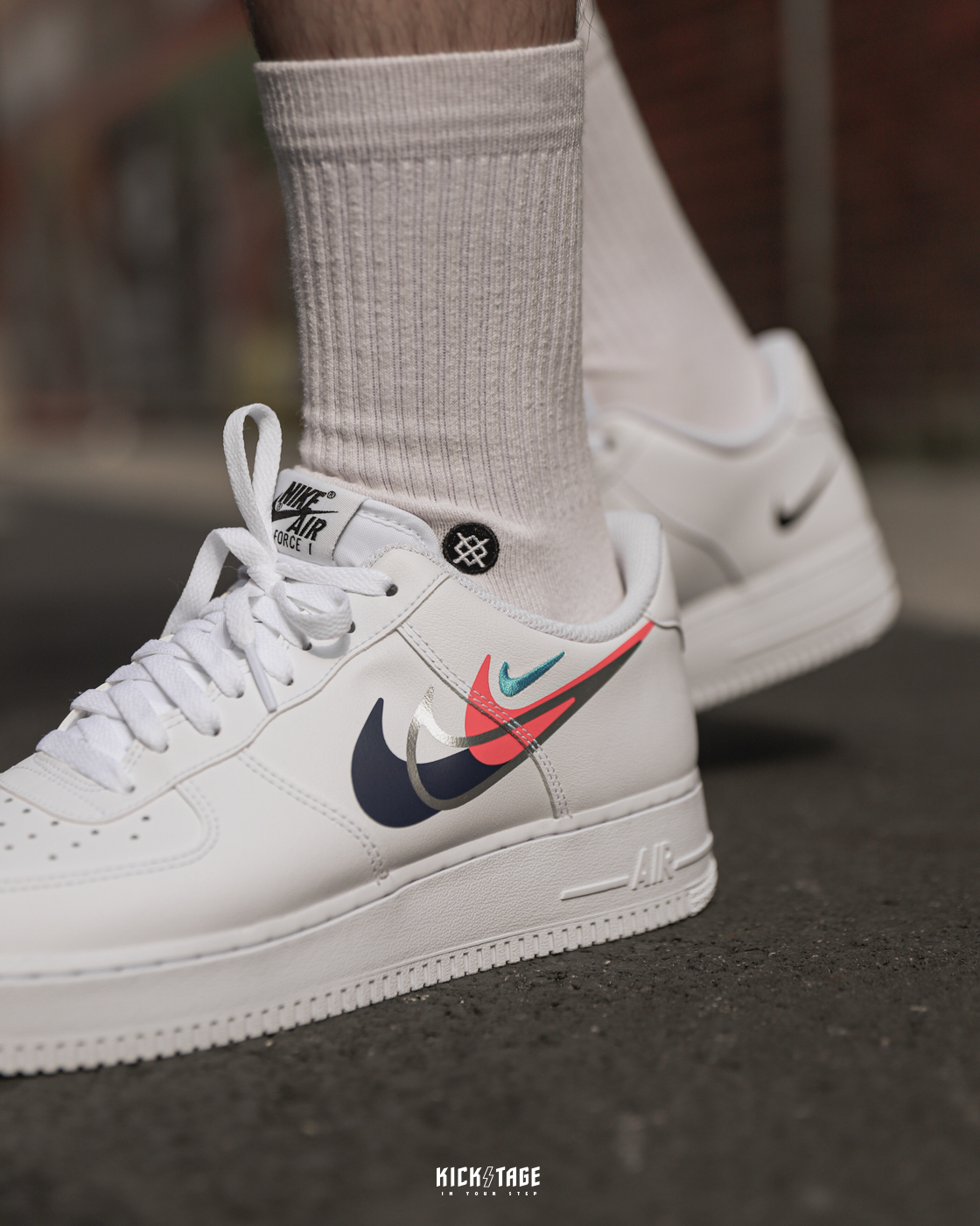 日本最大のブランド 勝利の女神 ロー AF1 NIKE 海外限定 白 26.0