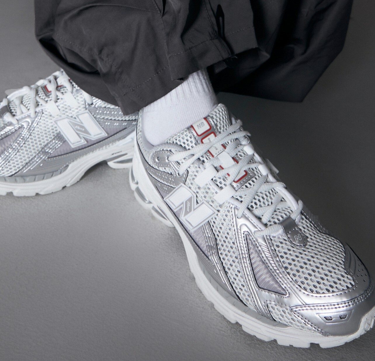 代購 New Balance 1906R "urbancore" 潮流復古 戶外 跑步鞋 銀白 MAY-