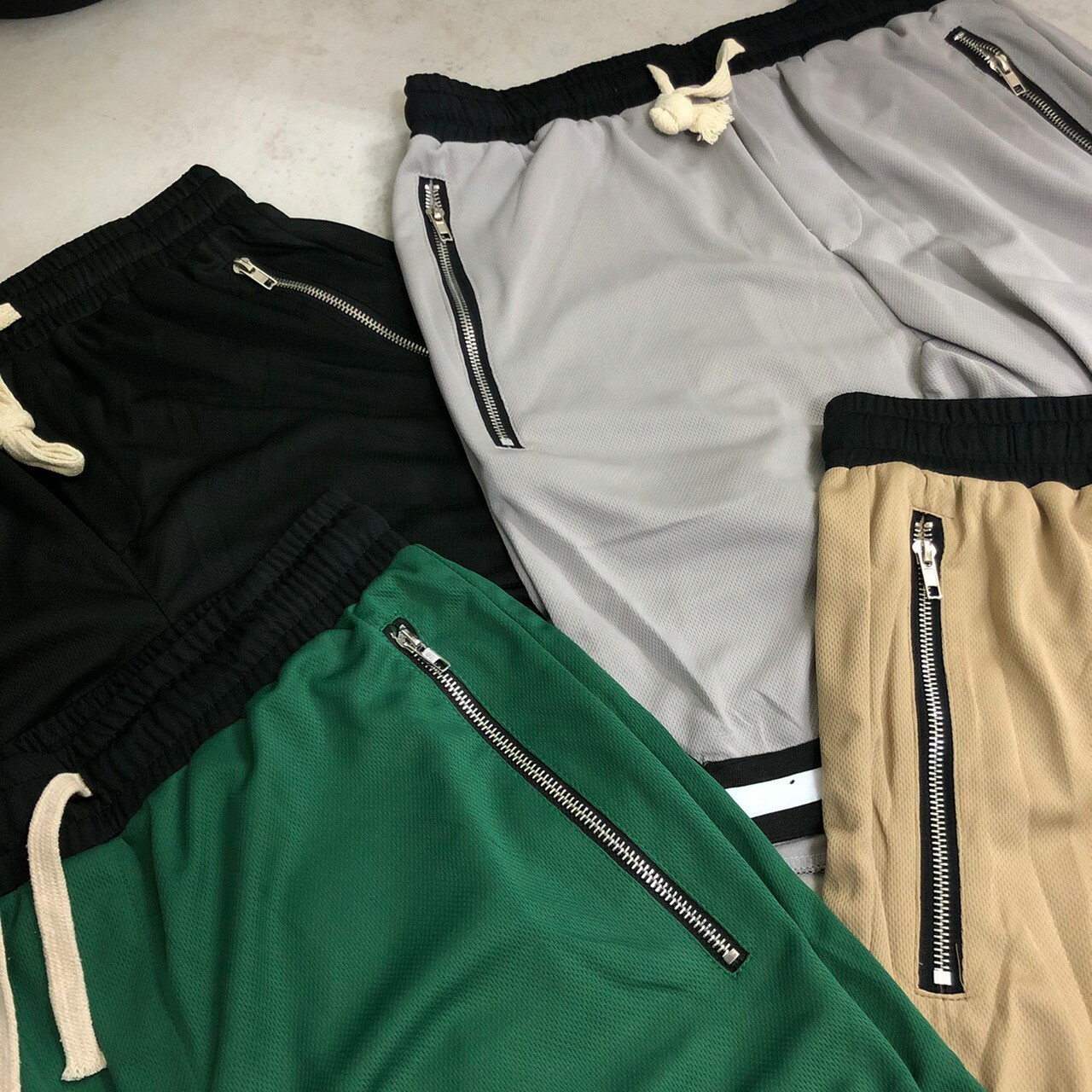 CROSS 美式風格 滾邊 抽繩 素面  運動短褲 1094