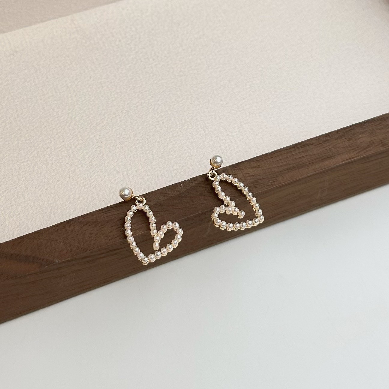 偏心．珍珠愛心小垂吊