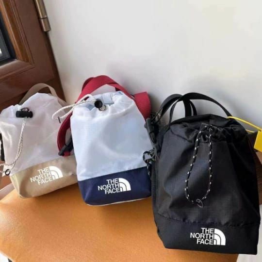 THE N0RTH F@CE 2023新款雙提手斜孭迷你水桶袋
