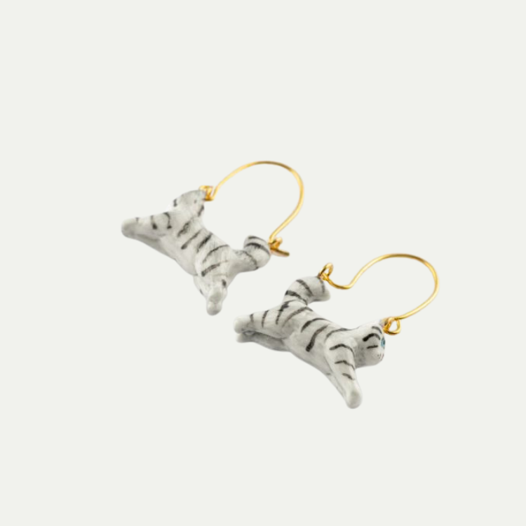 跳躍虎斑貓瓷耳環
