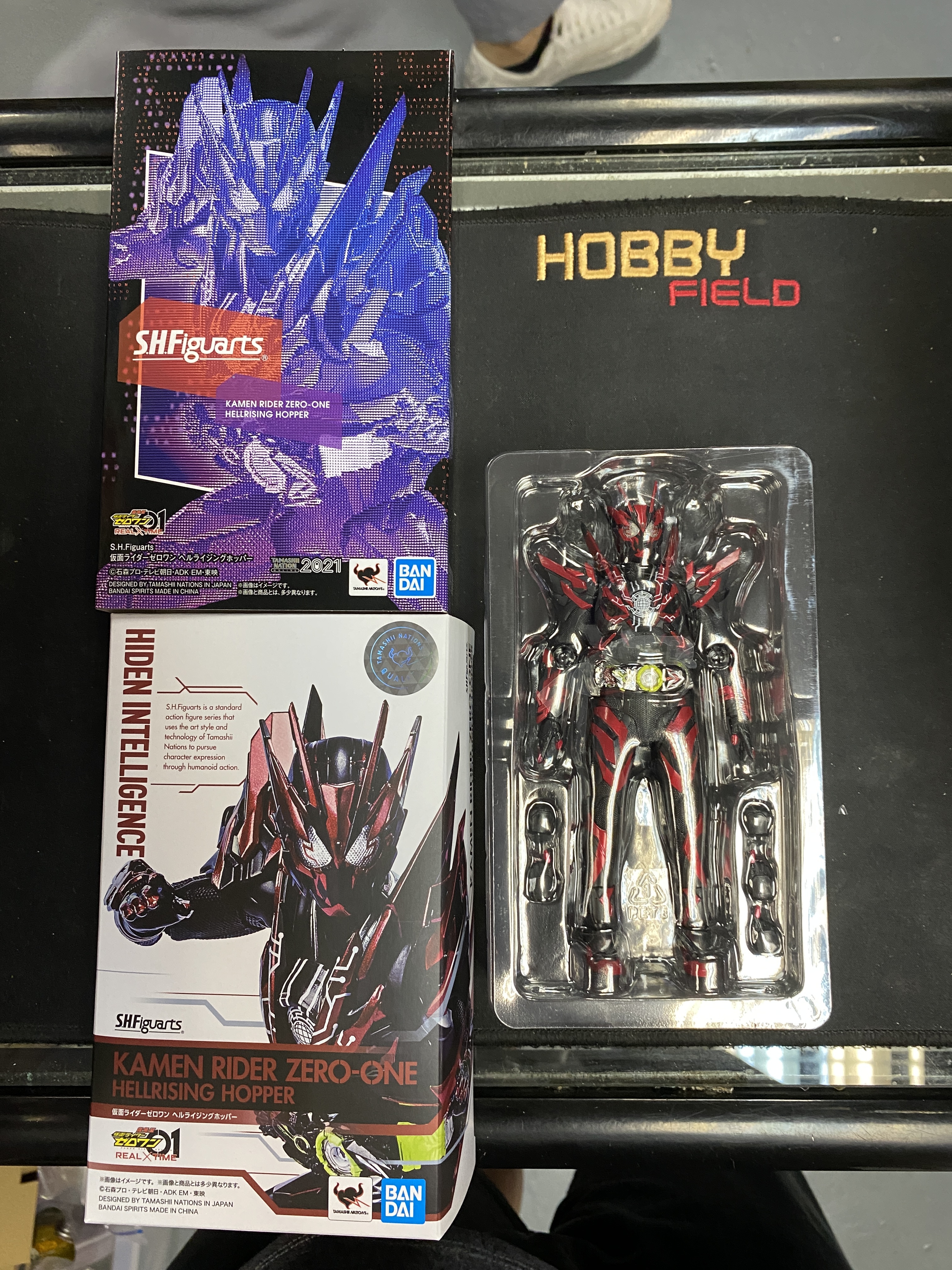 幪面超人-SHF Zero One Hellrising Hopper
