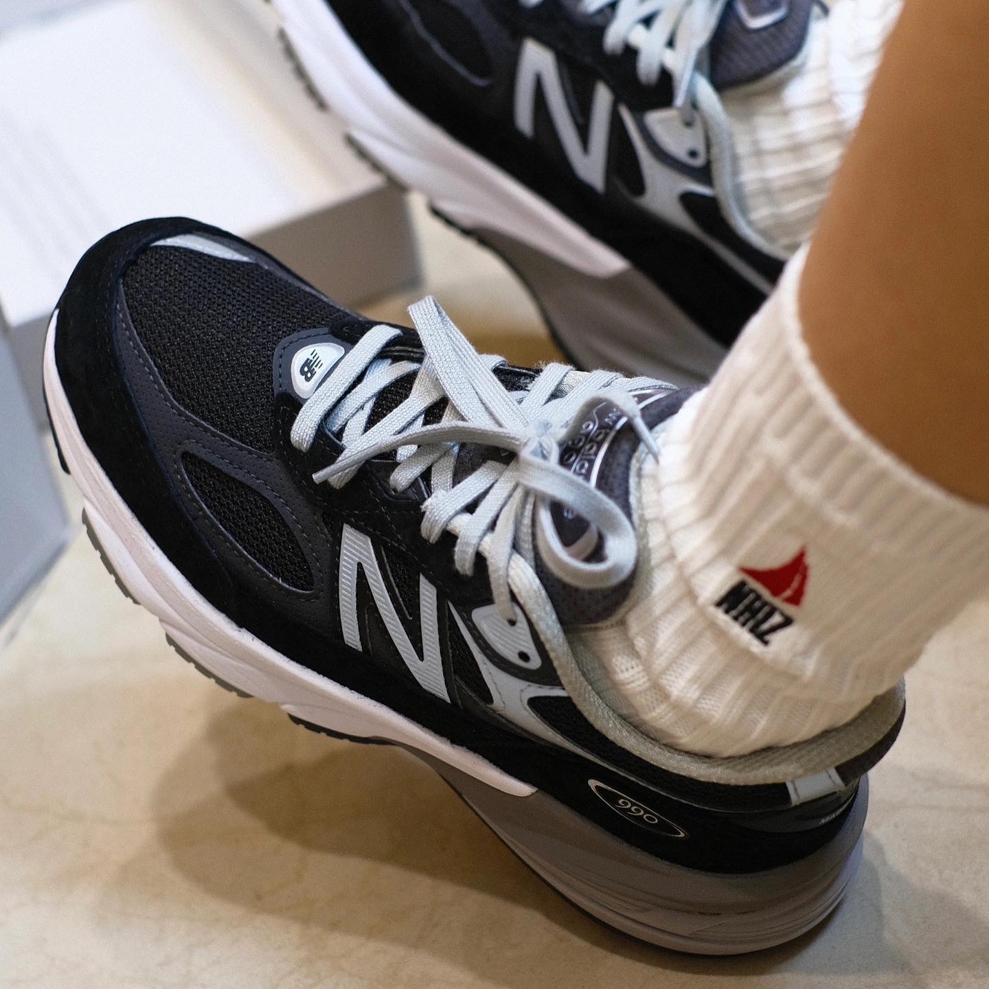 NEW BALANCE 990 V6 NB 黑色 B楦 女鞋 美製 W990BK6 / 現貨