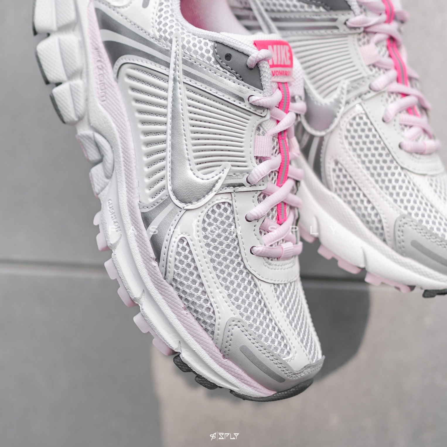 Nike Zoom Vomero 5 520 Pack White Pink 白粉復古慢跑鞋