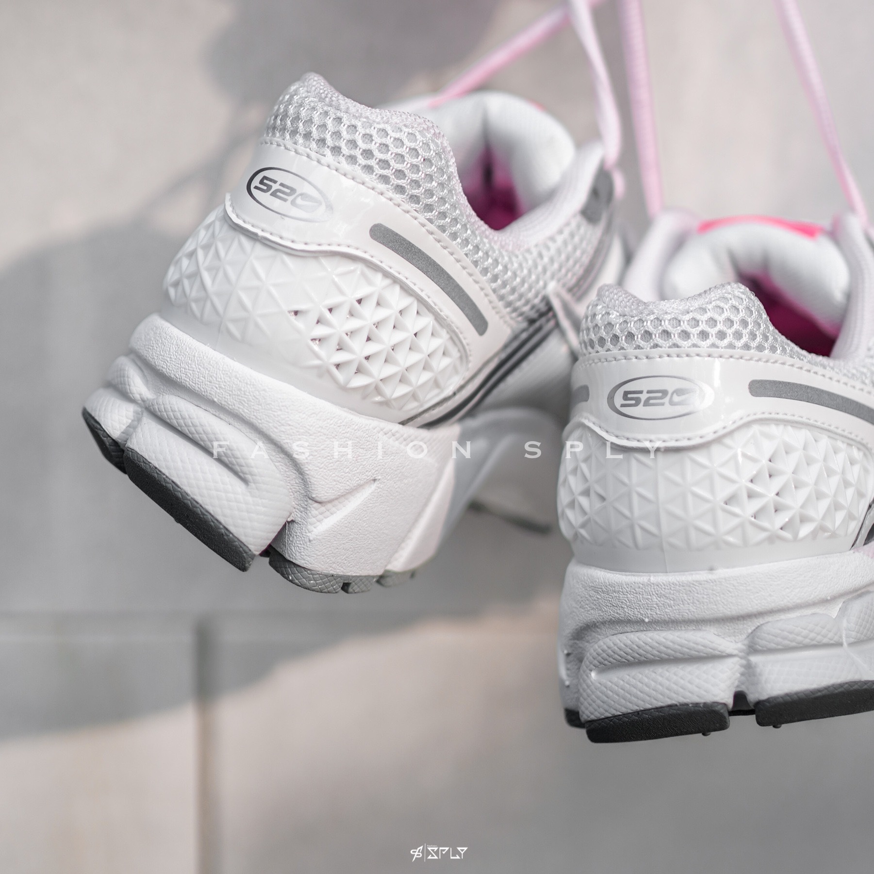 Nike Zoom Vomero 5 520 Pack White Pink 白粉復古慢跑鞋