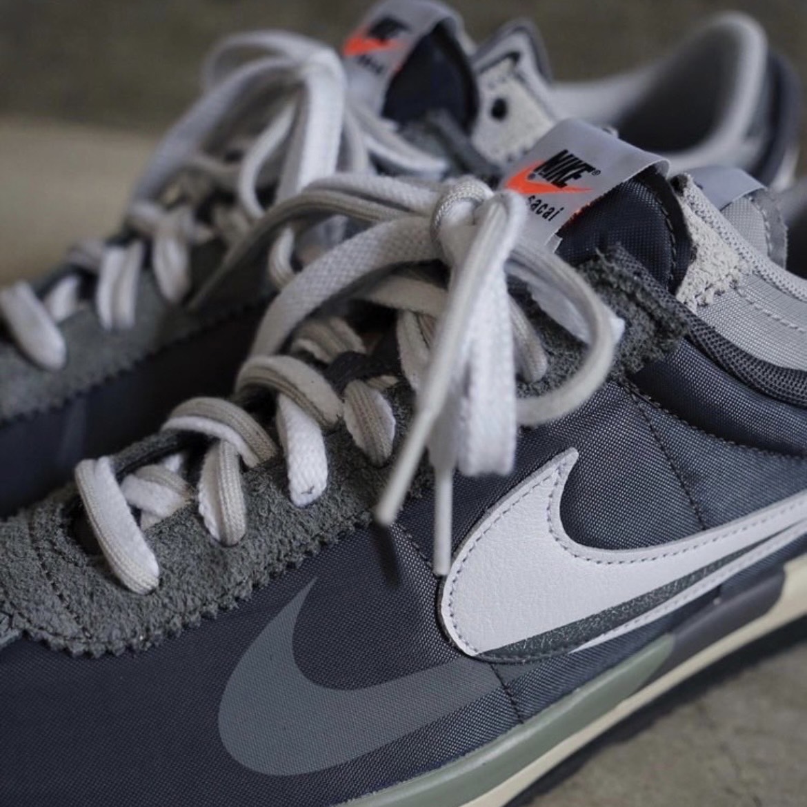 Sacai x Nike Zoom Cortez SP 4.0 "Iron Grey" 灰白 DQ0581-001