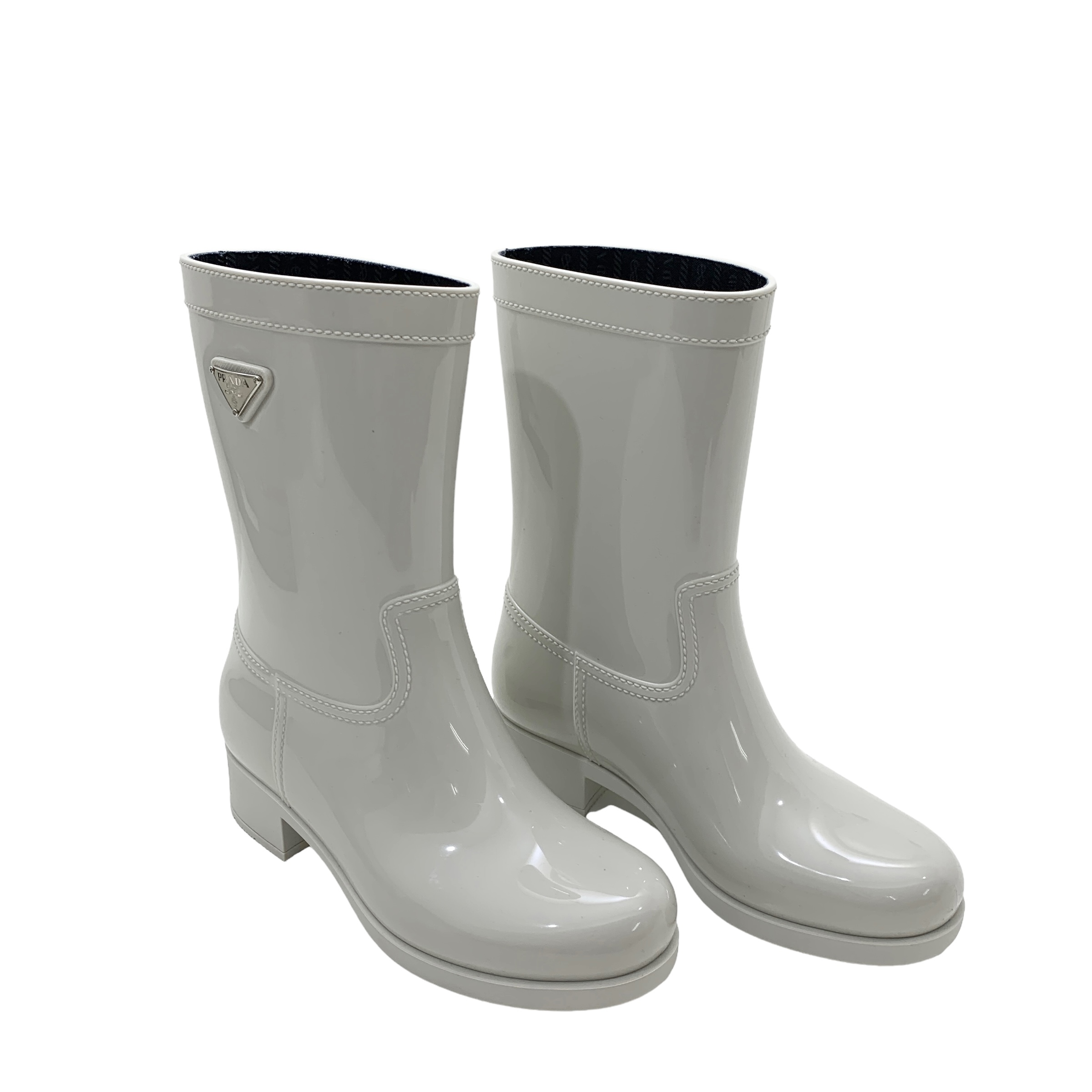 本月大特價!!! 全新PRADA 水鞋/靴子 36碼 乳白色橡膠/牛皮底 #BRAND NEW #香榭站正品