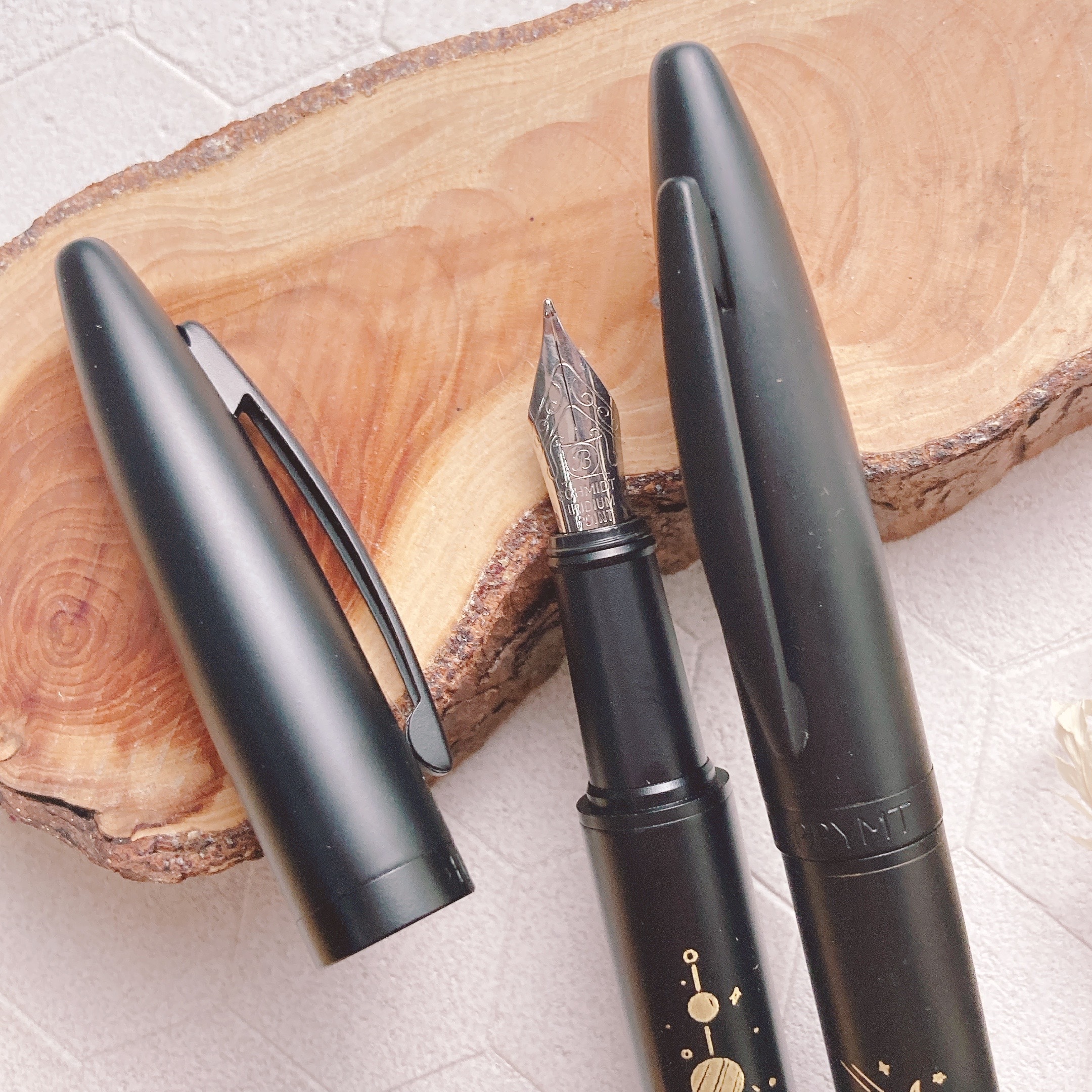 嗨賴限定｜開心鋼筆—月夜與流光