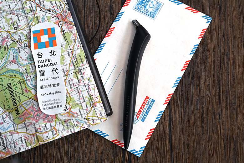 無死角流暢陶瓷筆刀