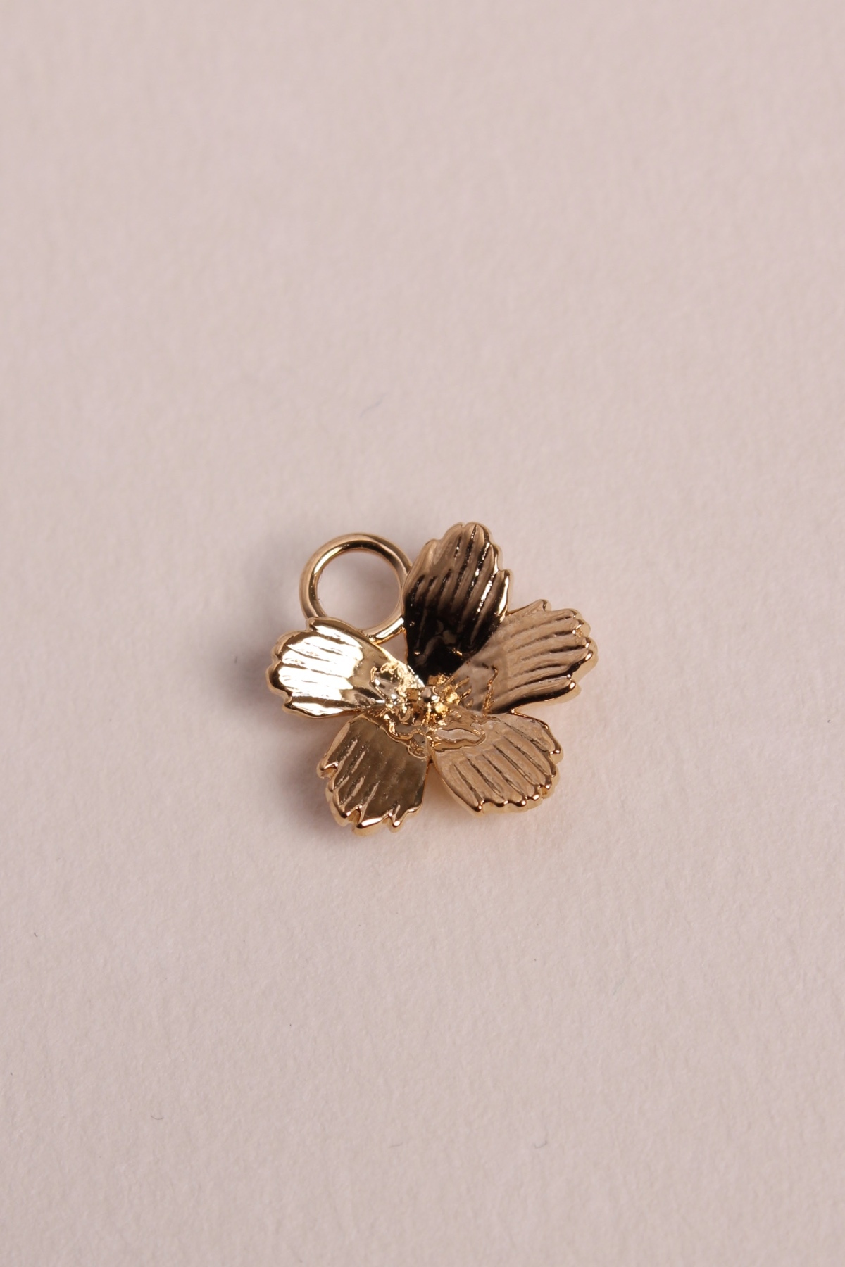 **Waekura Charms Siena (W371)