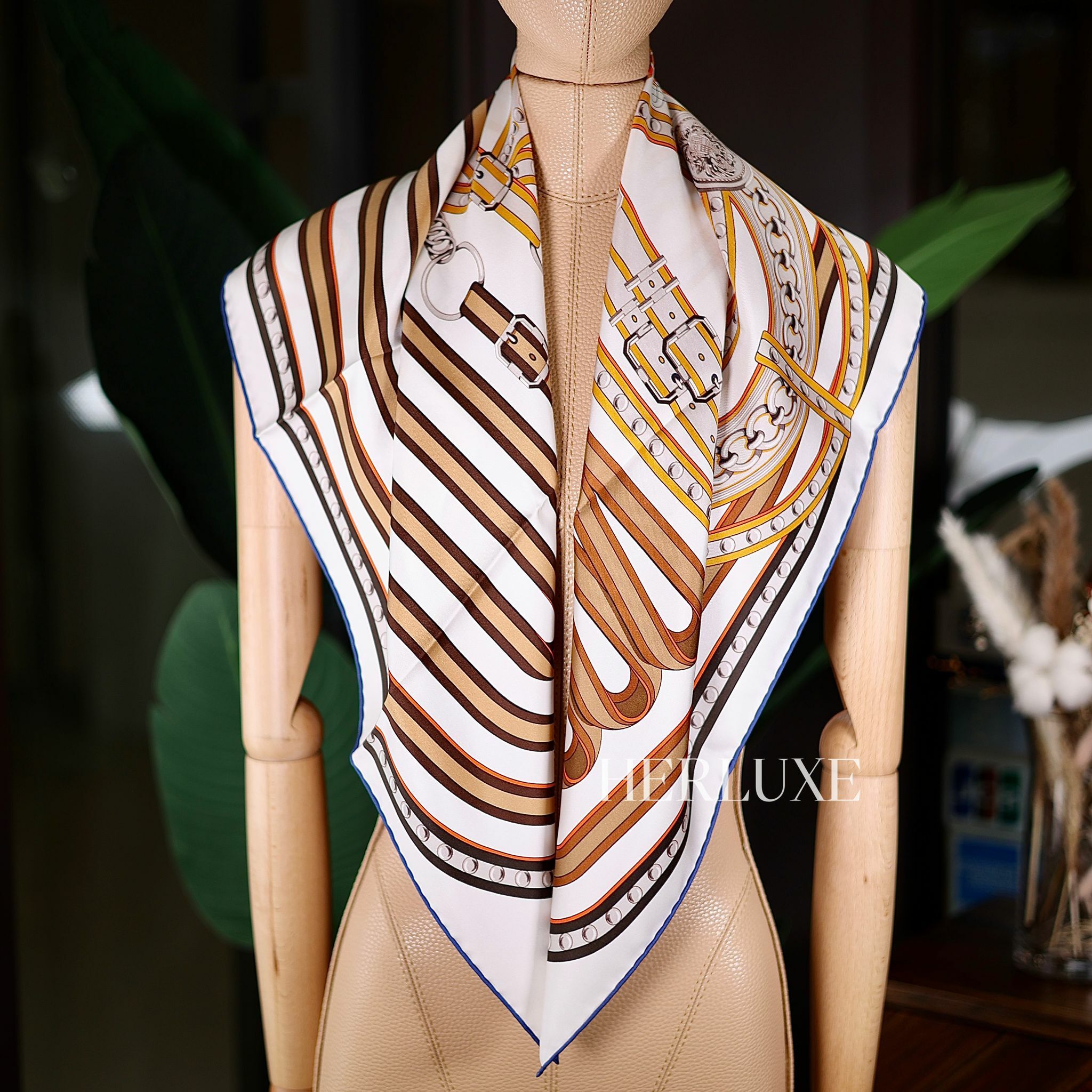 Scarf 100% soie 90 × 90cm