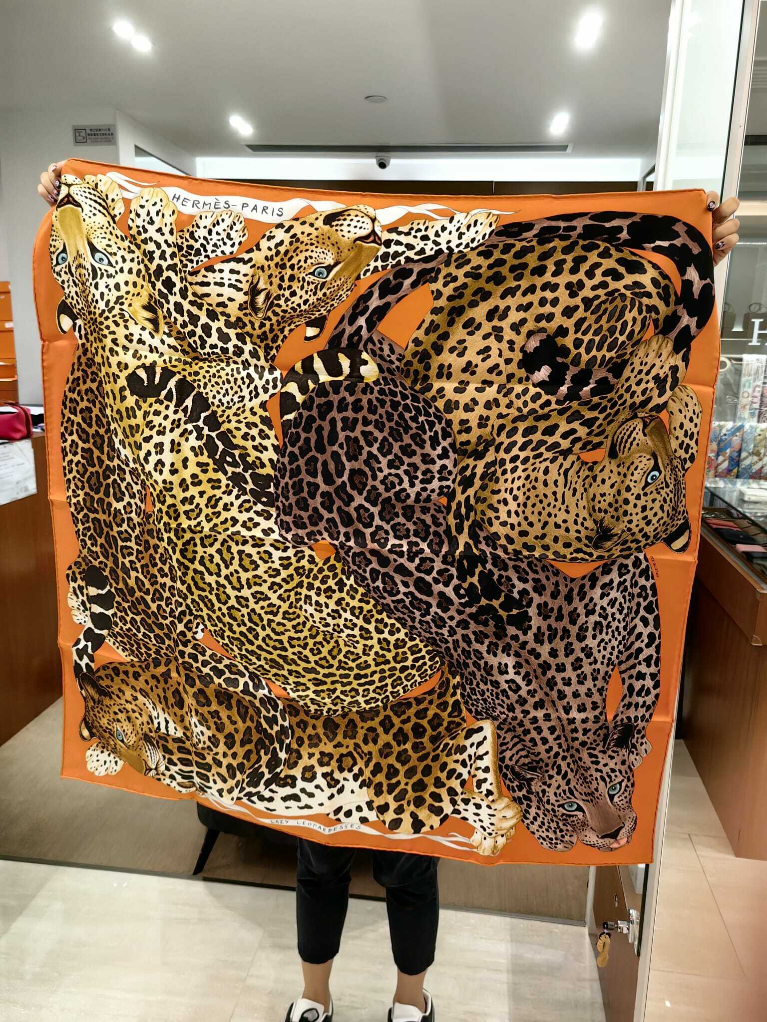 Scarf 100% soie 90 × 90cm