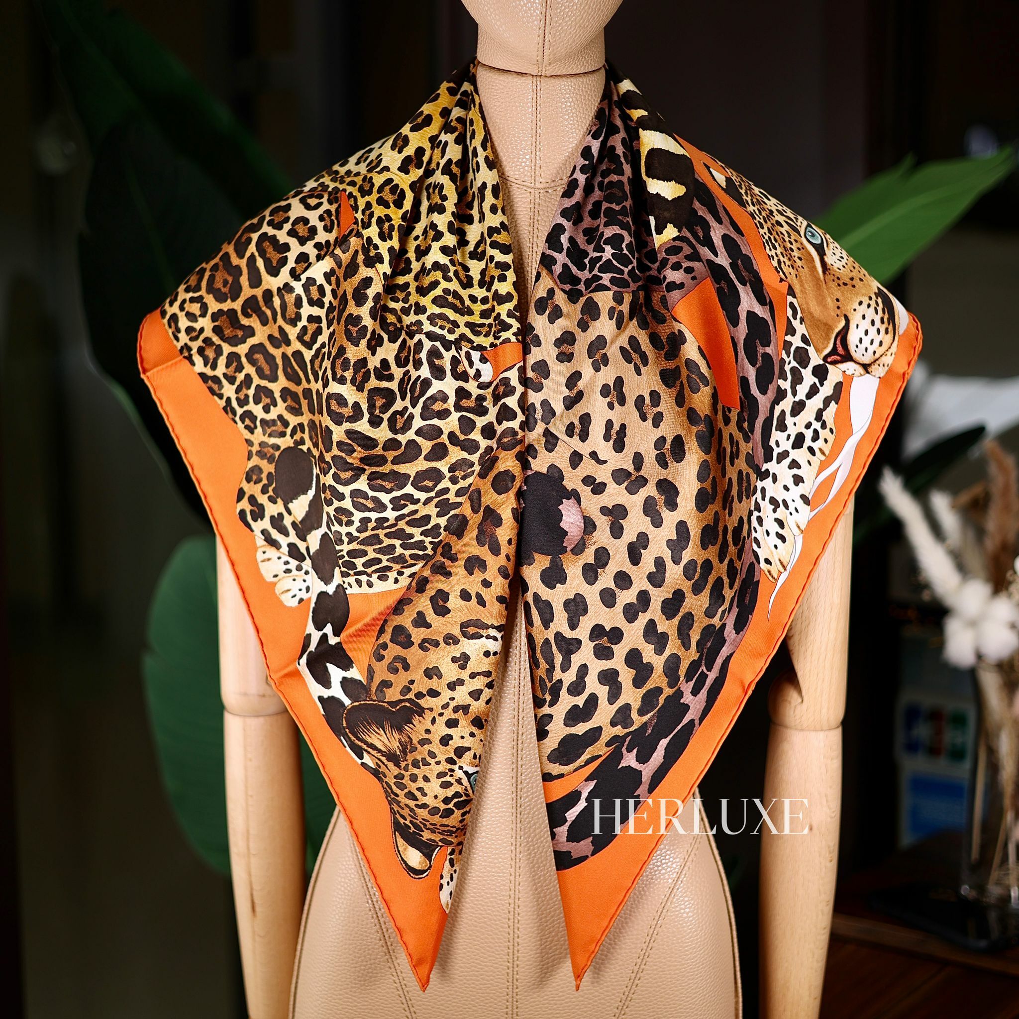 Scarf 100% soie 90 × 90cm