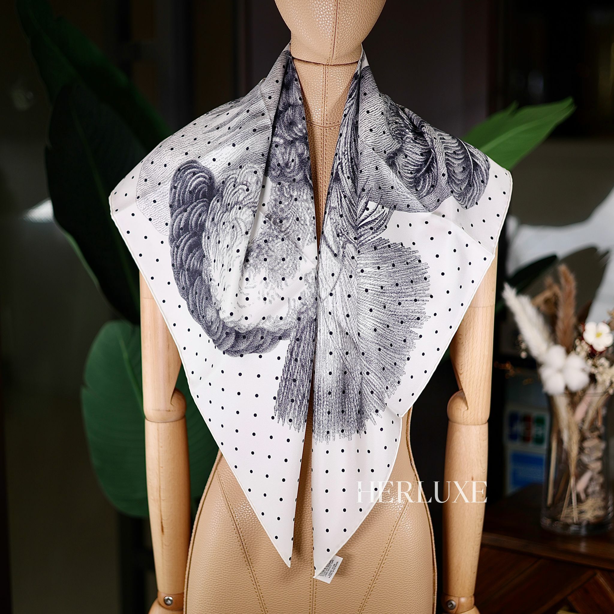 Scarf 100% soie 90 × 90cm