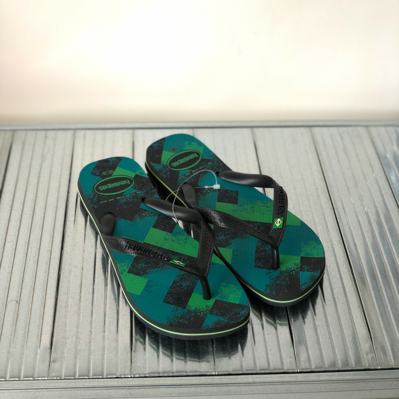 Havaianas 哈瓦仕 黑綠暈染 拖鞋 男款　4145745-7662U