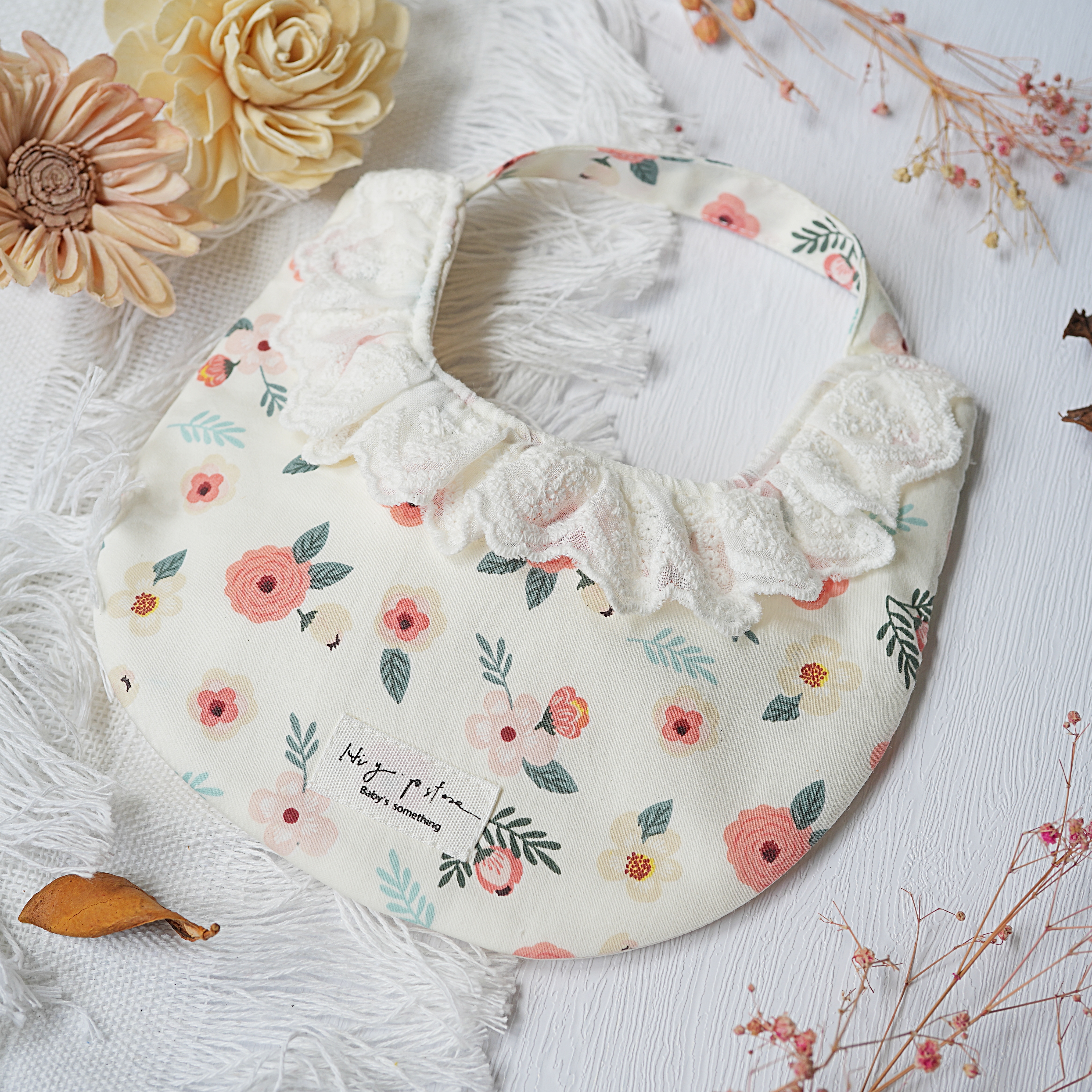 Hi Y.P store-手作圍兜-童話玫瑰(改版)