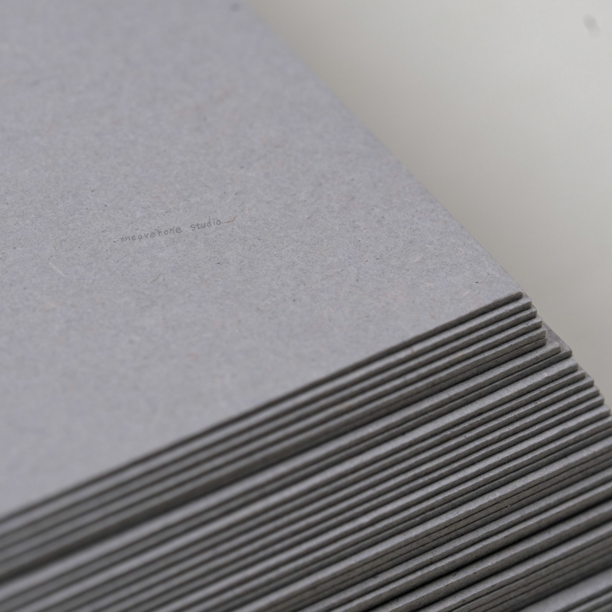 山脈灰卡 A6｜一分之一工作室 臺灣