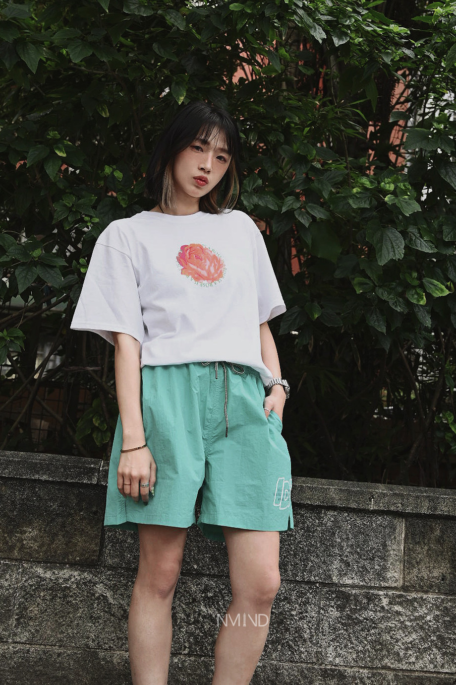 <快速出貨>NOAH 玫瑰 短袖 白色