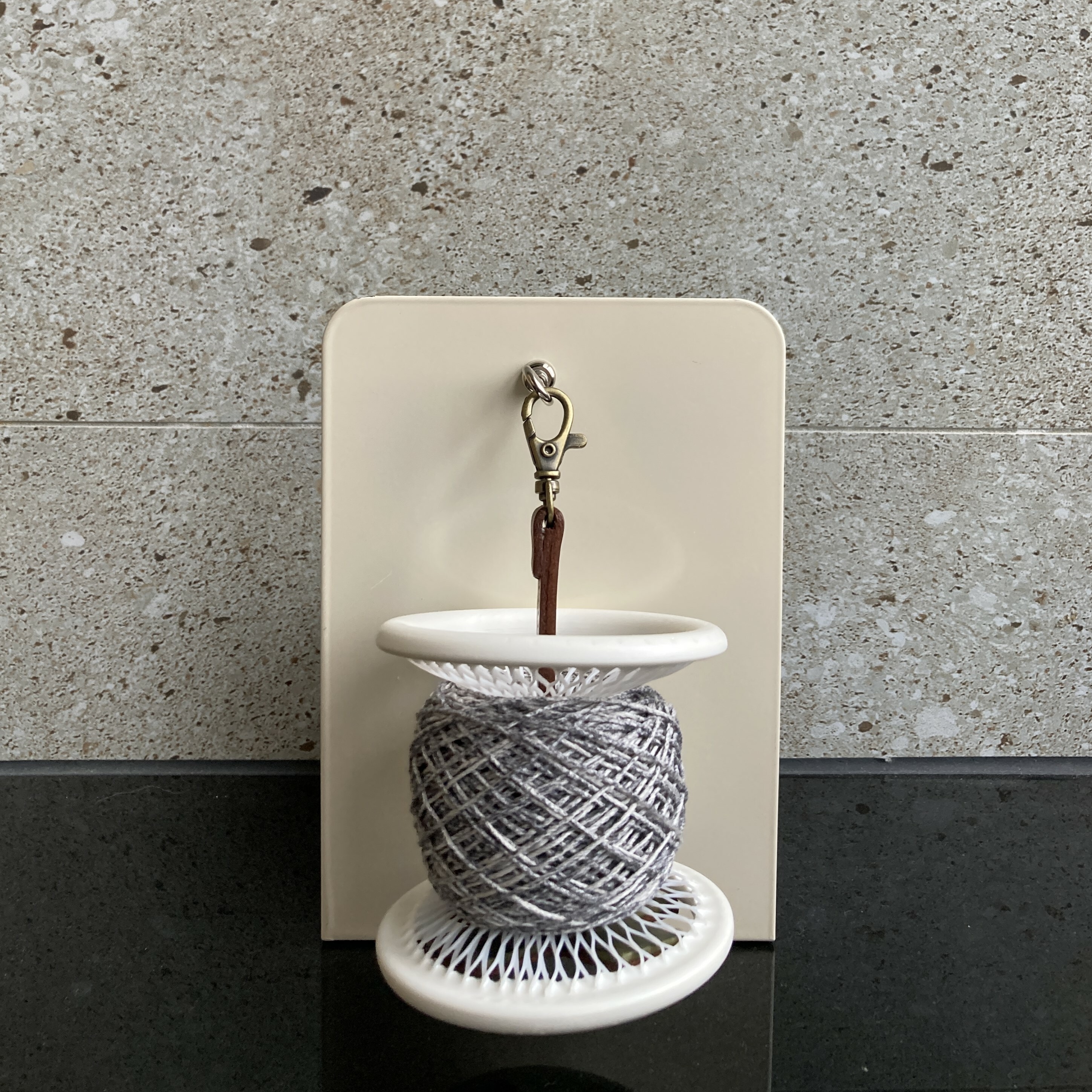 [線製集] Carry-on 攜帶式旋轉線軸 (一組兩款)