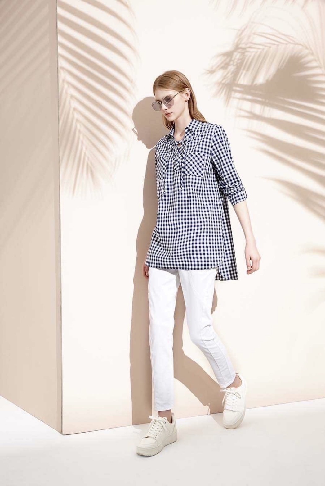 經典格綁繩造型前短後長修身長版上衣S6021