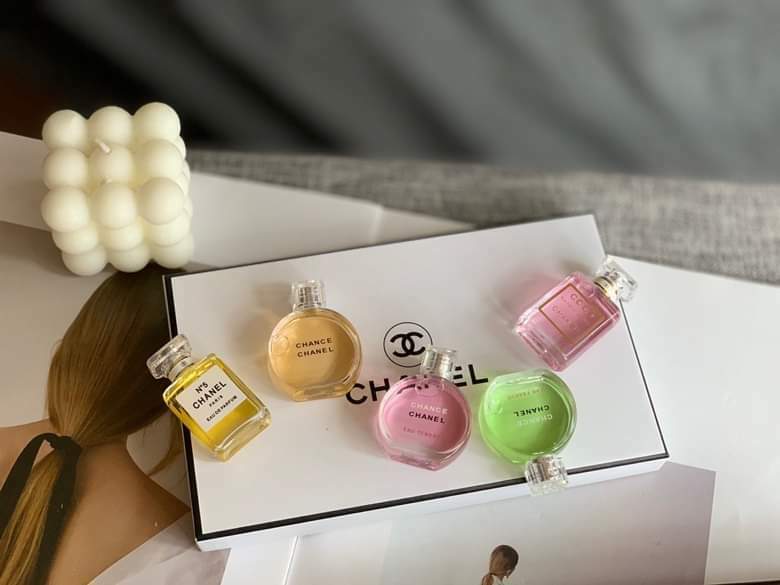 🍊🍊CHANEL 香奈兒五件套Q版小樣白色禮盒