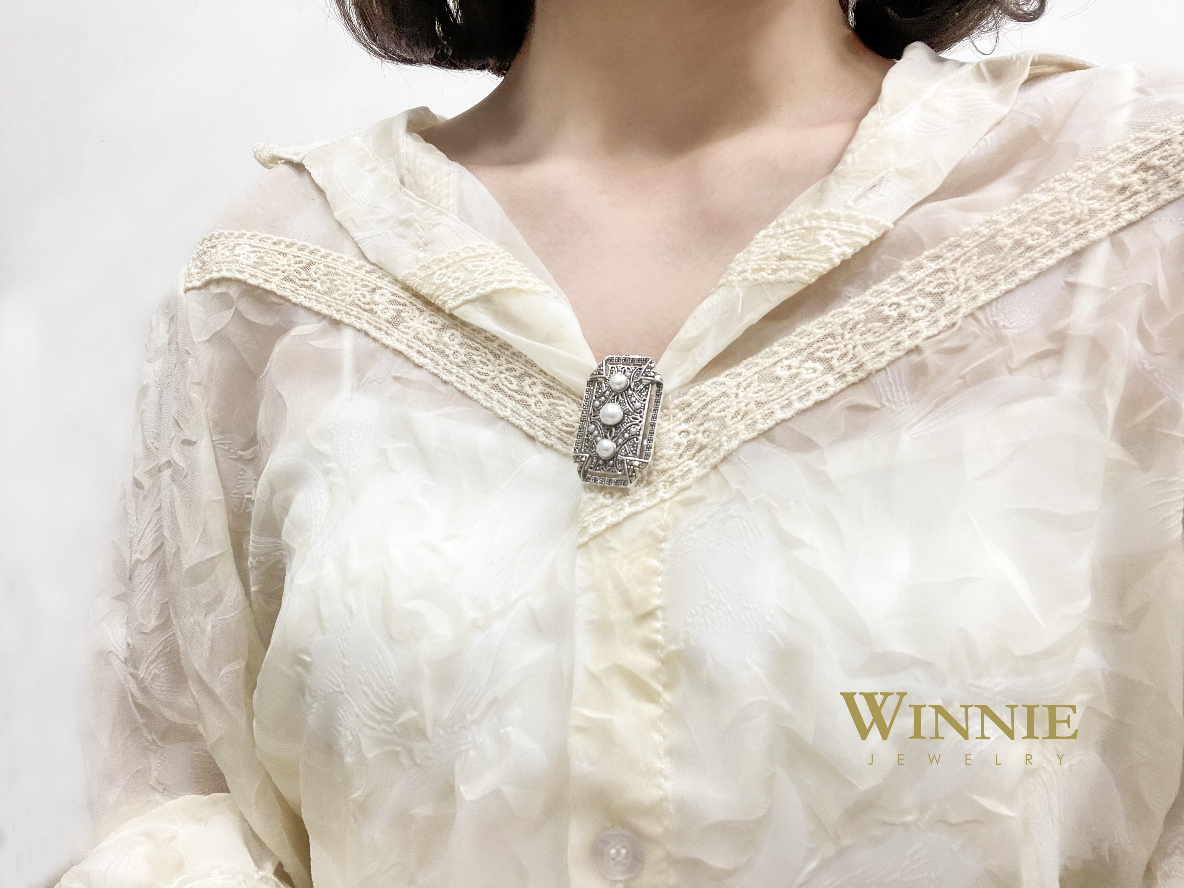 宮廷式珍珠胸墜