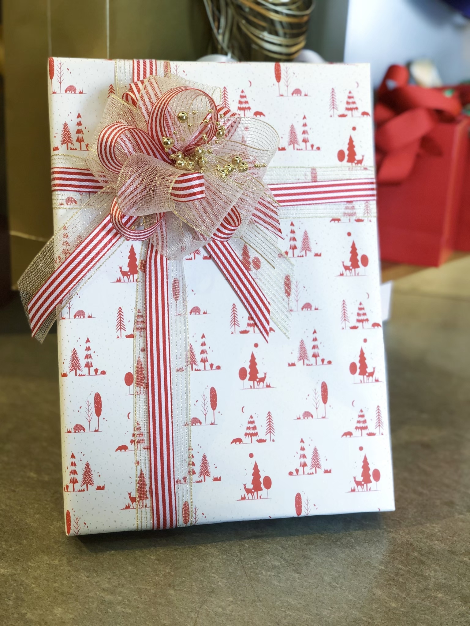 奇幻雪國/灑點狀金箔/歐洲進口包裝紙