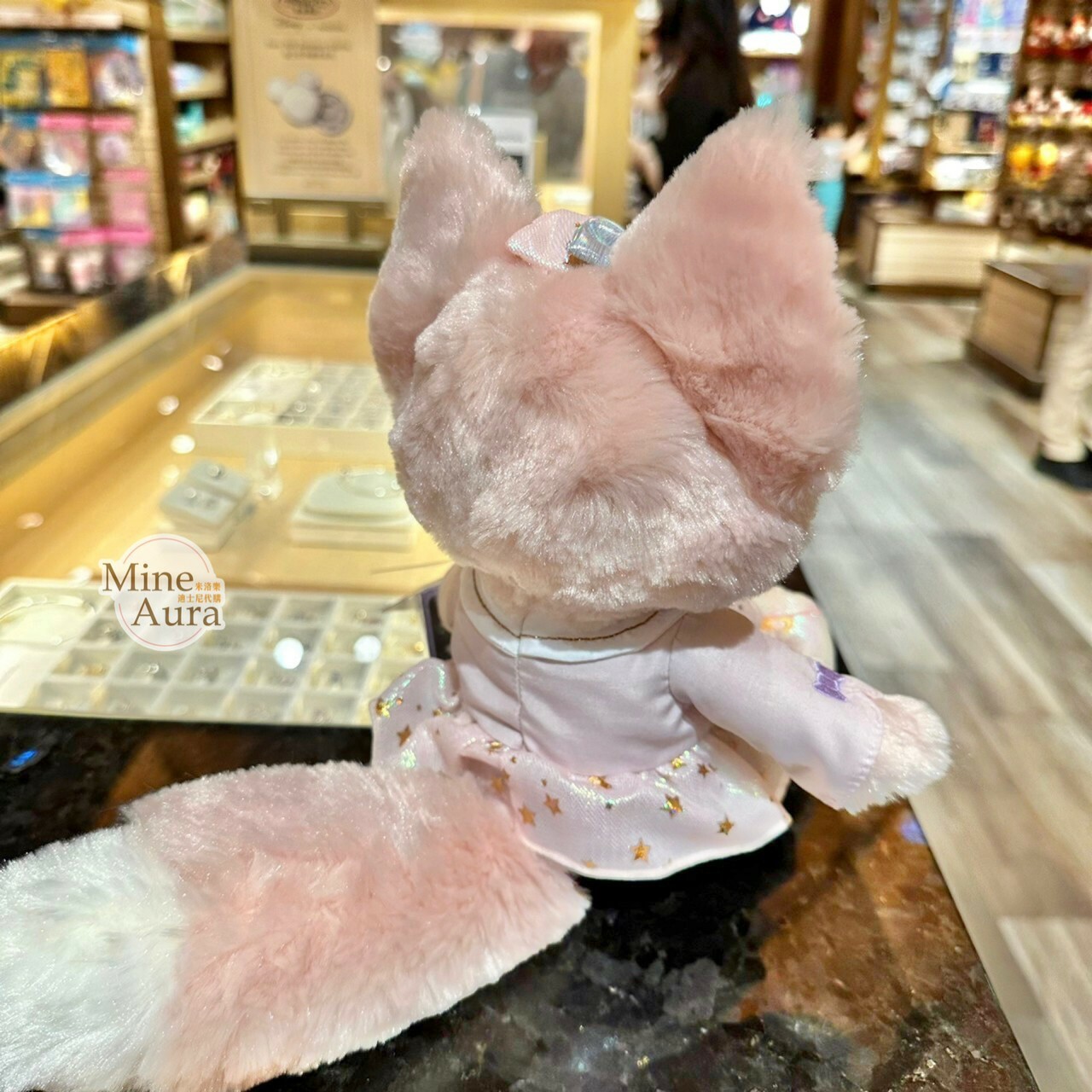 (現貨) 100 周年 達菲和朋友們系列 玲娜貝兒 Lina bell SS號 娃娃 玩偶 -香港迪士尼樂園