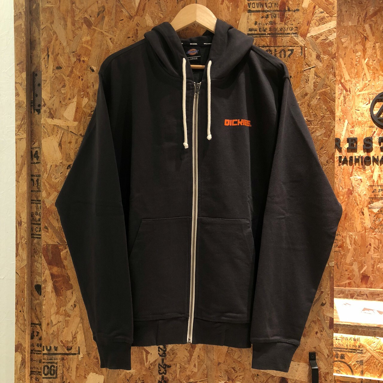 Dickies 後側照片印花 連帽外套 DSR1UTZU485