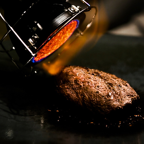 Minimal Works｜戰斧．紅外線燒烤神器