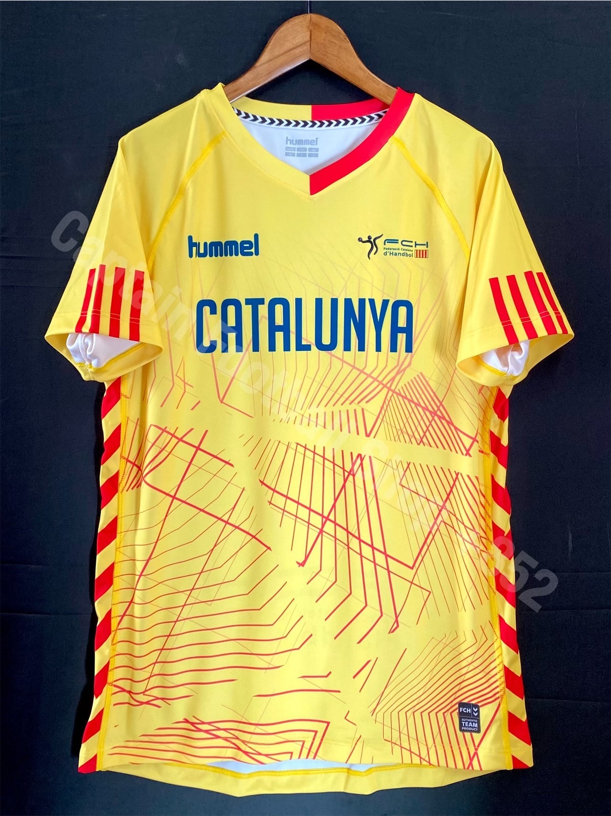 加泰隆尼亞 2020-2022 Hummel 手球隊主場球衣