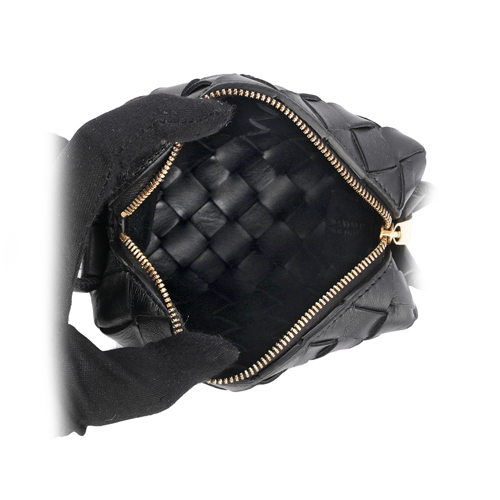 【BOTTEGA VENETA】Candy Loop 小羊皮迷你相機斜背包(黑色)