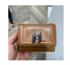 [S] KARL LAGERFELD 216W3220 K/SADDLE SM WALT,BROWN, 8720092571913 (SKL592)