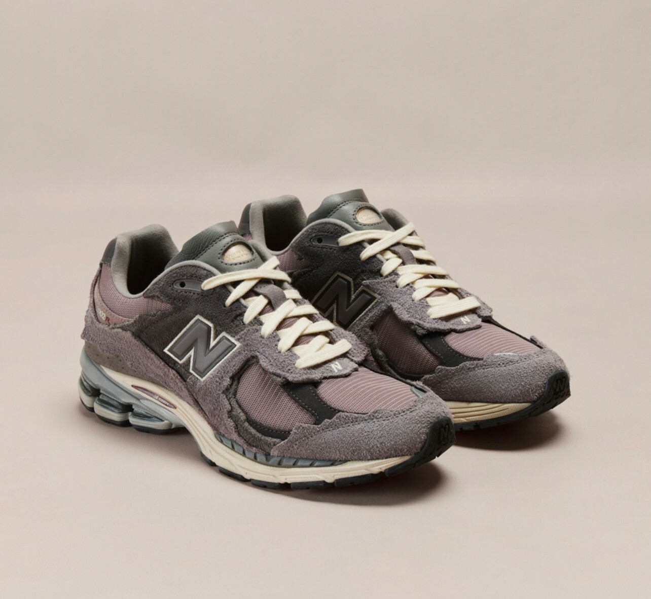 代購 New Balance 2002R 潮流復古 跑步鞋 休閒鞋 紫 MAY-