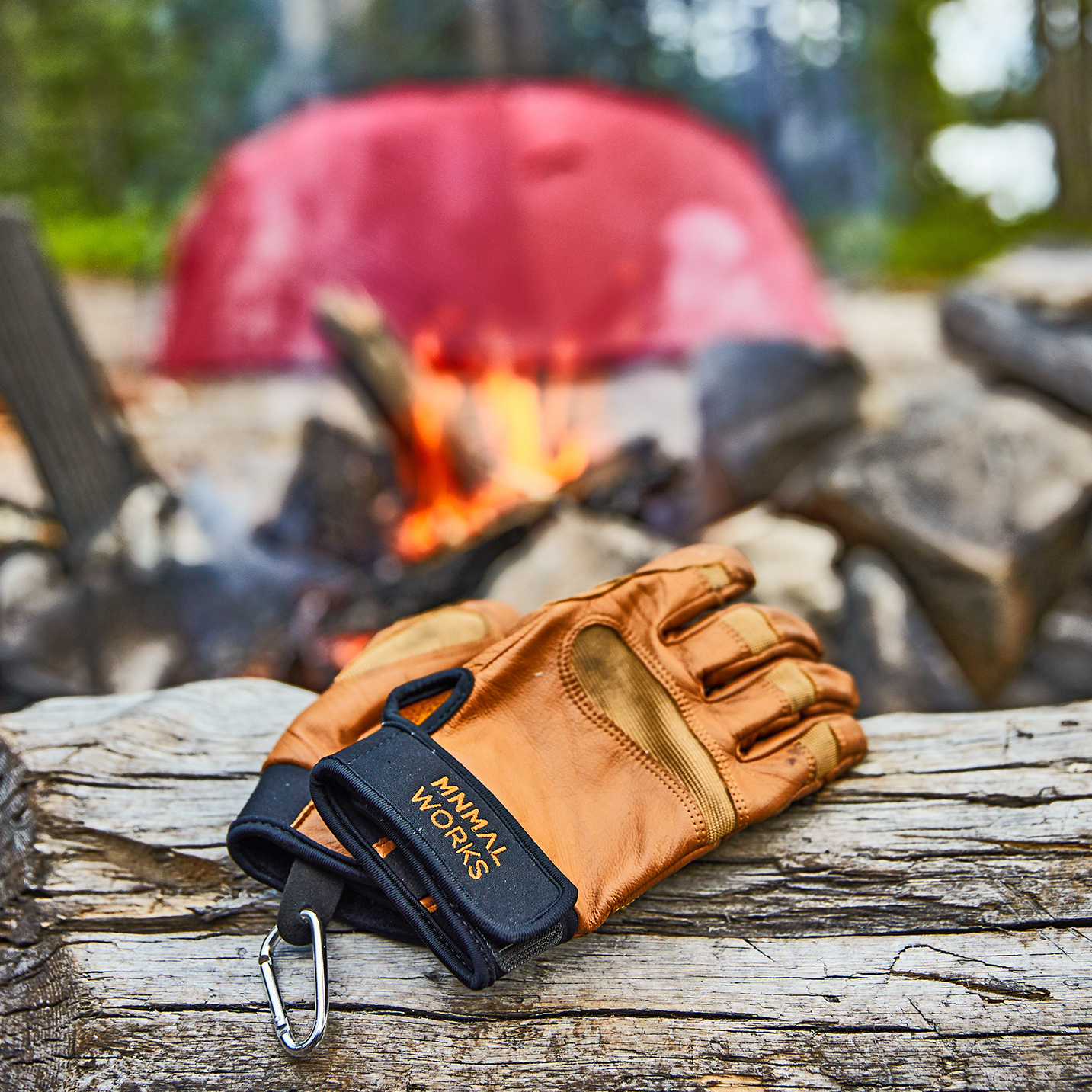 Minimal Works｜史詩般的工事手套