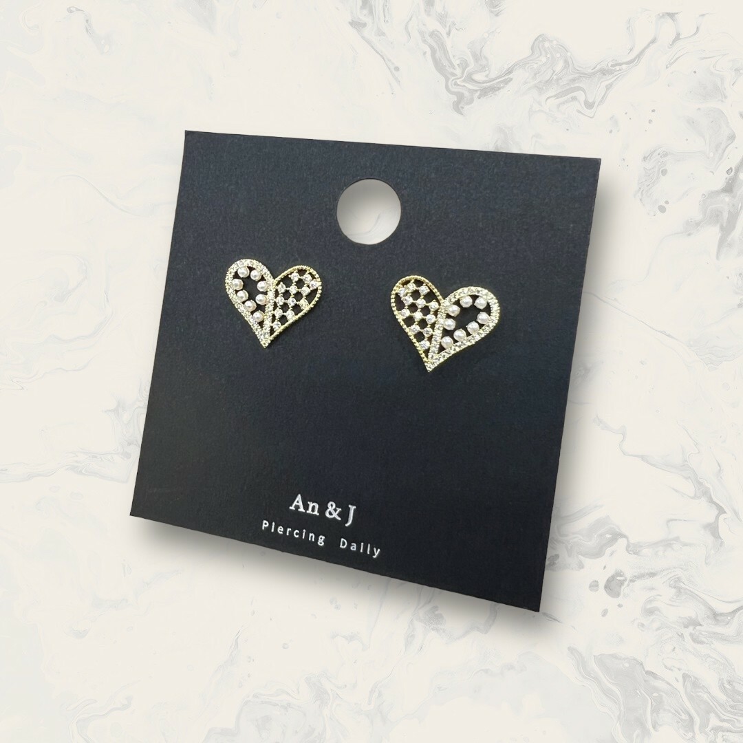 韓國直送-銀針 半線鋯辦金框愛心中珍珠+碎鋯