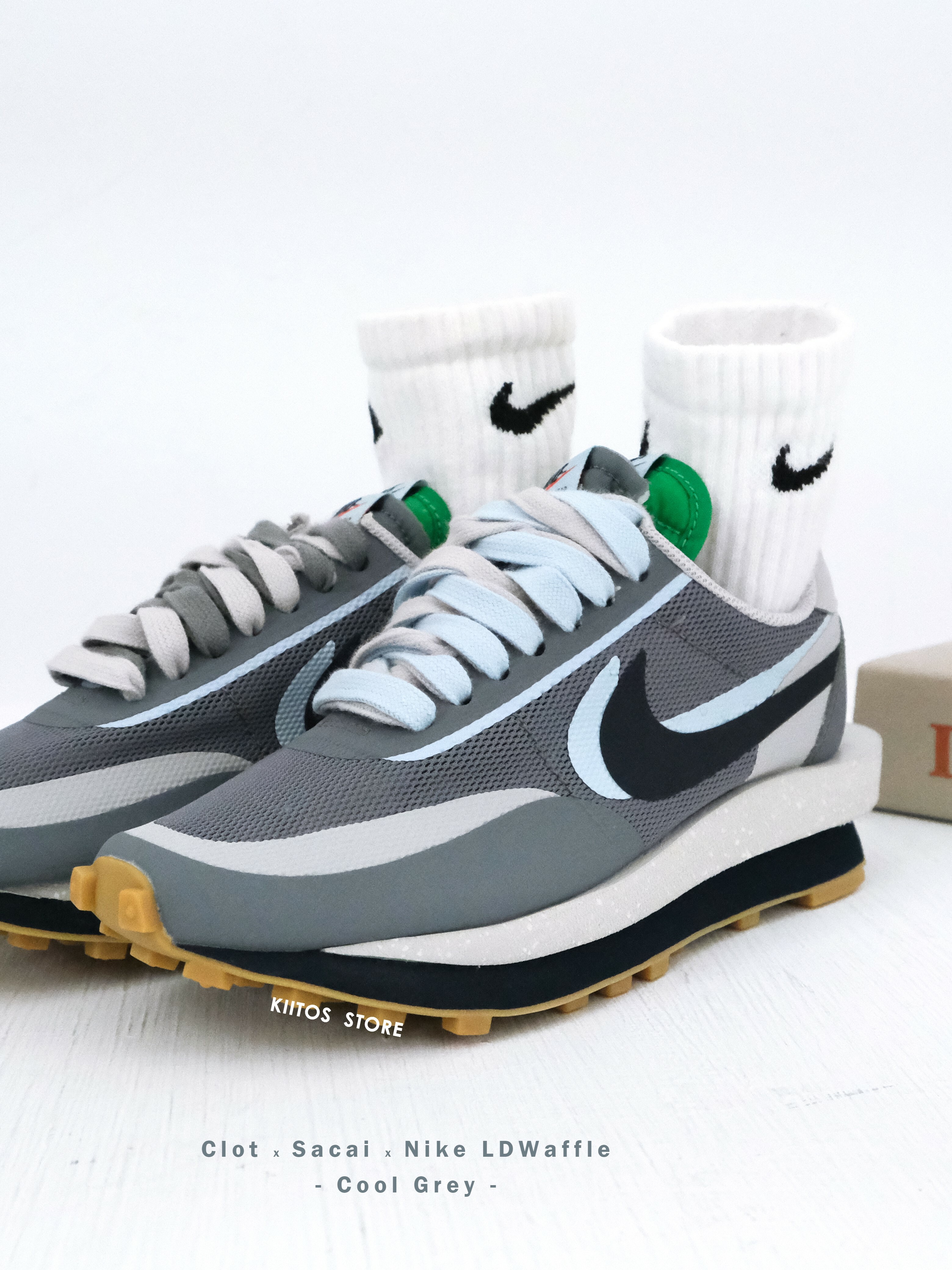 CLOT x Sacai x Nike LDV Waffle 灰藍