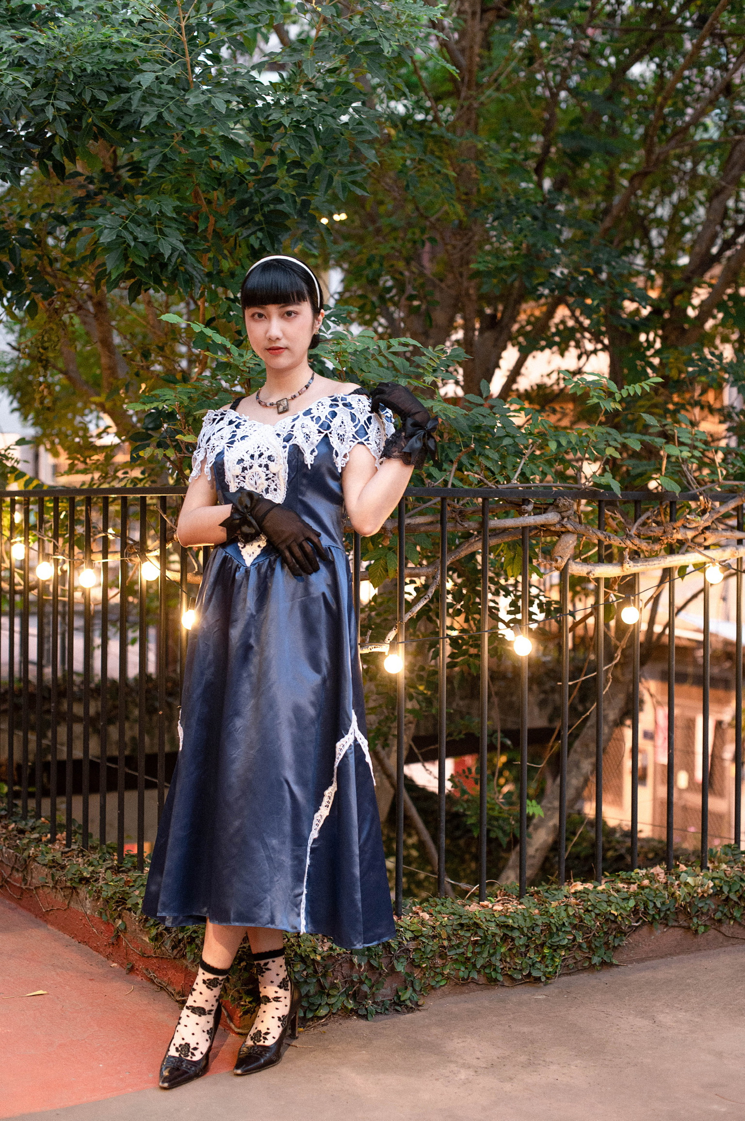 Vintage Dress / 古著拼接蕾絲藍色緞面禮服