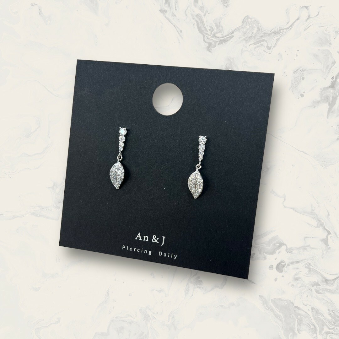 韓國直送-銀針 排列圓鋯吊滿鋯葉子