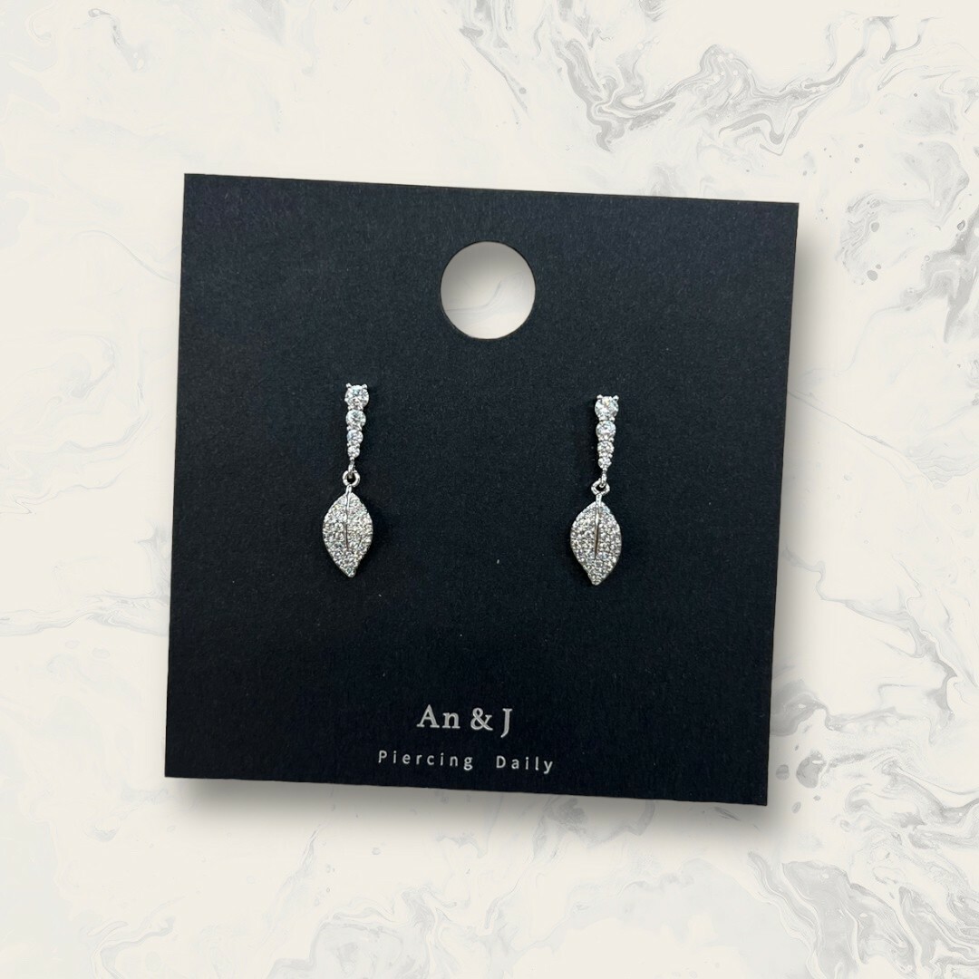 韓國直送-銀針 排列圓鋯吊滿鋯葉子